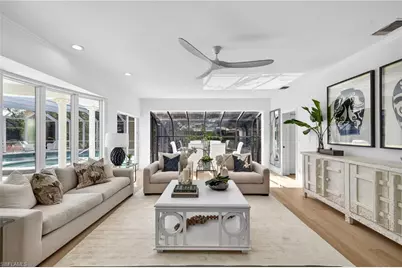 129 Edgemere Way S, Naples, FL 34105 - Photo 11