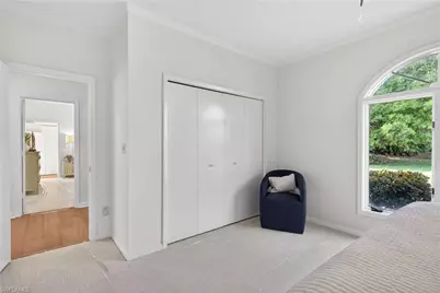 129 Edgemere Way S, Naples, FL 34105 - Photo 35