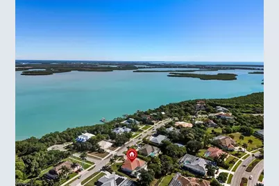 560 Inlet Dr, Marco Island, FL 34145 - Photo 29