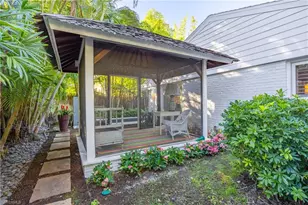 295 6th St N, Naples, FL 34102 - Photo 23