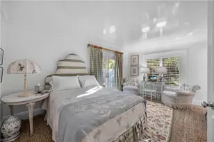 295 6th St N, Naples, FL 34102 - Photo 17