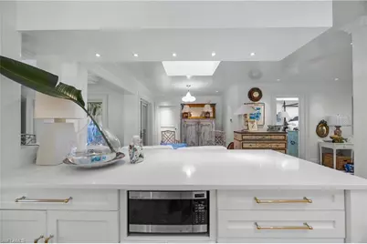 295 6th St N, Naples, FL 34102 - Photo 11