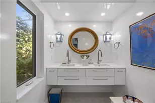 295 6th St N, Naples, FL 34102 - Photo 15