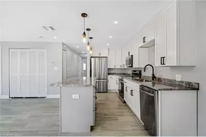 144 San Salvador St, Naples, FL 34113 - Photo 9