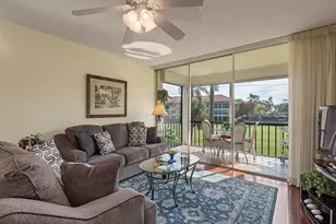 1087 Forest Lakes Dr, Naples, FL 34105 - Photo 1