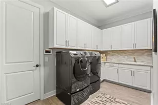 3306 Belon Ln, Naples, FL 34114 - Photo 23