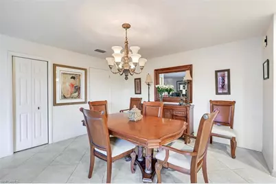 185 Lake Point Ln #8B, Naples, FL 34112 - Photo 7