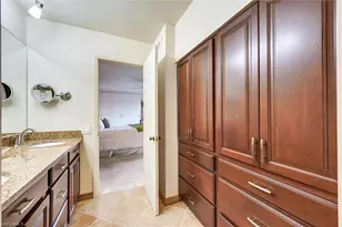 185 Lake Point Ln, Naples, FL 34112 - Photo 23