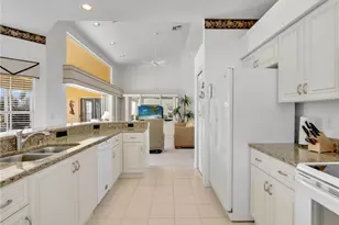 7100 Falcons Glen Blvd, Naples, FL 34113 - Photo 15