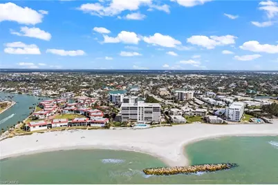 2171 Gulf Shore Blvd N #104, Naples, FL 34102 - Photo 29