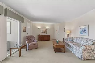 3399 Gulf Shore Blvd N, Naples, FL 34103 - Photo 9