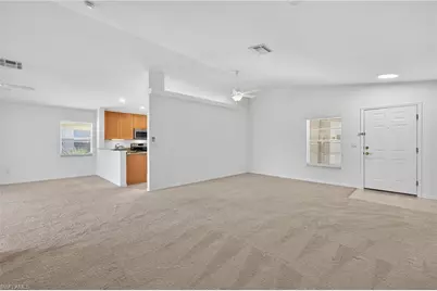 7611 Cameron Cir, Fort Myers, FL 33912 - Photo 9