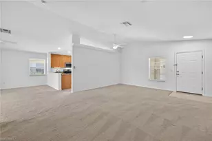 7611 Cameron Cir, Fort Myers, FL 33912 - Photo 9