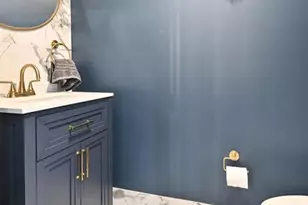 981 Hampton Cir, Naples, FL 34105 - Photo 11