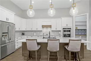 17570 Ashcomb Wy, Estero, FL 33928 - Photo 7