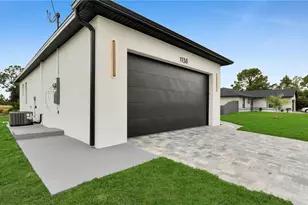 1138 Garibaldi St E, Lehigh Acres, FL 33974 - Photo 3