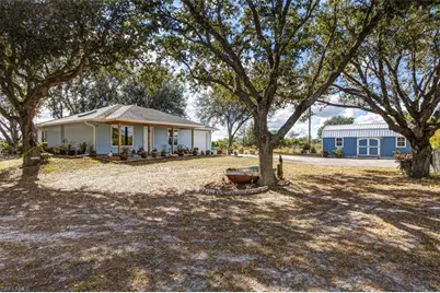 2420 41st Ave NE, Naples, FL 34120 - Photo 35