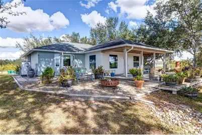 2420 41st Ave NE, Naples, FL 34120 - Photo 3