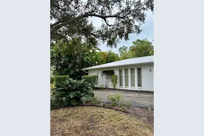 347 Burning Tree, Naples, FL 34105 - Photo 7