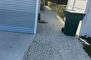 281 Benson St E, Naples, FL 34113 - Photo 9