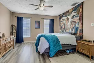 398 Leawood Cir, Naples, FL 34104 - Photo 13