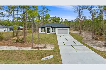 2737 48th Ave NE, Naples, FL 34120 - Photo 3