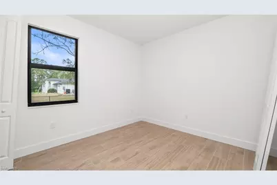 2737 48th Ave NE, Naples, FL 34120 - Photo 15