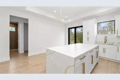 2737 48th Ave NE, Naples, FL 34120 - Photo 11