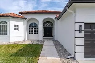510 13th St NW, Naples, FL 34120 - Photo 5