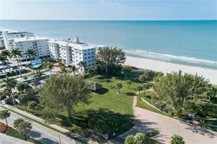 700 Bow Line Dr, Naples, FL 34103 - Photo 13