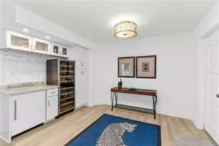 3951 Gulf Shore Blvd N, Naples, FL 34103 - Photo 5