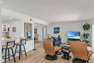 3951 Gulf Shore Blvd N, Naples, FL 34103 - Photo 13