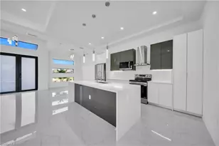 2318 NW 30th Terrace, Cape Coral, FL 33993 - Photo 3