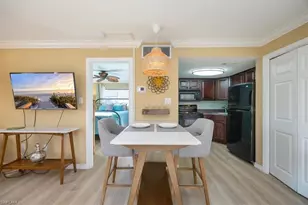 780 10th Ave S, Naples, FL 34102 - Photo 7