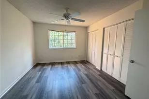 1260 Wildwood Lakes Blvd, Naples, FL 34104 - Photo 5