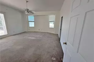 2124 Cornwallis Pkwy, Cape Coral, FL 33904 - Photo 17