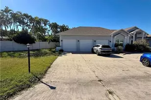 2124 Cornwallis Pkwy, Cape Coral, FL 33904 - Photo 3