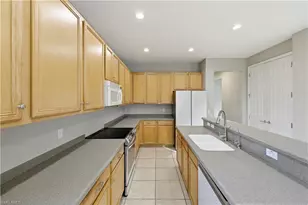 2067 Vermont Ln, Naples, FL 34120 - Photo 7