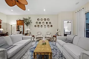 809 Vistana Cir, Naples, FL 34119 - Photo 7