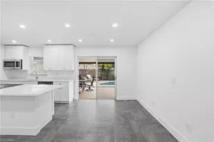 2564 Poinciana St, Naples, FL 34105 - Photo 19