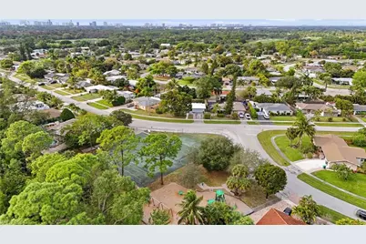 2564 Poinciana St, Naples, FL 34105 - Photo 43