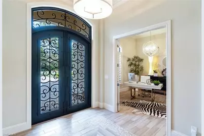 6376 Burnham Rd, Naples, FL 34119 - Photo 3