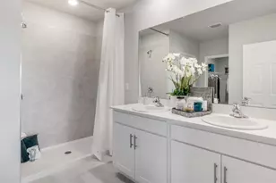 1321 NE 9th St, Cape Coral, FL 33909 - Photo 15