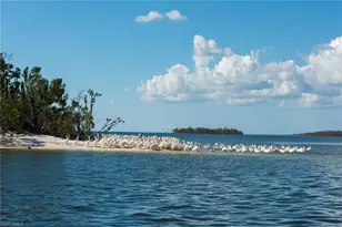 285 Cays Dr, Naples, FL 34114 - Photo 39