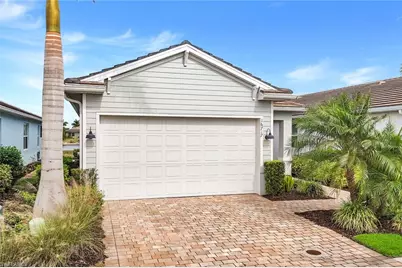 16717 Seasons Coast Dr, Bonita Springs, FL 34135 - Photo 3