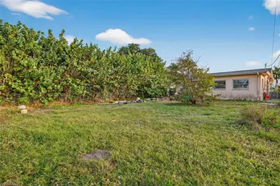 745 105th Ave N, Naples, FL 34108 - Photo 13