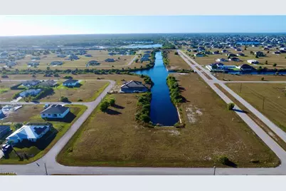 3936 NW 40th Ter, Cape Coral, FL 33993 - Photo 17