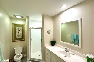 410 Flagship Dr, Naples, FL 34108 - Photo 11