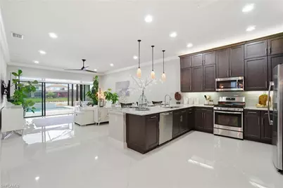 4318 Aurora St, Naples, FL 34119 - Photo 11