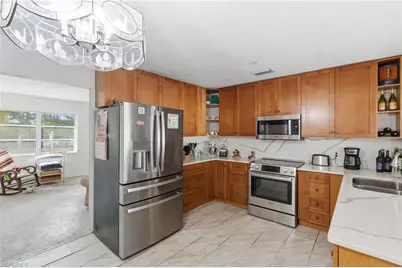 17638 Corallina Dr, Matlacha Isles, FL 33991 - Photo 5